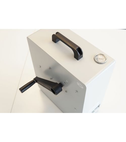Atvirkštinio osmoso sistema su rankiniu siurbliu 600 GPD, KAINA: 285.06, KODAS: HAND-PUMP-RO-GP | 001
