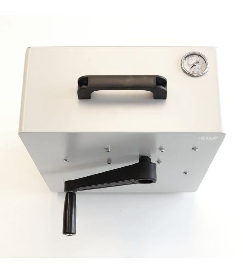 Atvirkštinio osmoso sistema su rankiniu siurbliu 600 GPD, KAINA: 285.06, KODAS: HAND-PUMP-RO-GP | 001